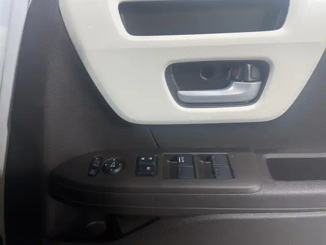 ホンダ Ｎ ＢＯＸ L 神奈川県 2022(令4)年 1.2万km プラチナホワイトパール 社外ナビ【CN-HE01D】/AM　FM　フルセグ　CD　SD　USB　Bluetooth/バックカメラ/両側パワースライドドア/ホンダセンシング/アクティブクルーズコントロール/ビルトインETC/ナビ連動前後ドライブレコーダー【CA-DR03HTD】/ステアリングリモコン/充電用USBポート×2/リアドアサンシェード/シートバックテーブル/ISOFIX対応/LKAS　車線維持支援システム/純正フロアマット/リアコーナーセンサー/ウィンカーミラー/ドアバイザー/スマートキー