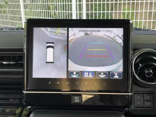 スズキ スペーシア カスタム HYBRID XS 埼玉県 2023(令5)年 0.5万km ピュアホワイトP 純正9インチナビ　/・フルセグTV　CD/DVD/Bluetooth/スズキセーフティサポート/・衝突被害軽減ブレーキ/・誤発進抑制機能/・車線逸脱警報/・リアクロストラフィックアラート/・車間距離制御機能/バックカメラ/アラウンドビューモニター/ステアリングスイッチ/クルーズコントロール/プッシュスタート/ヘッドアップディスプレイ/両側パワースライドドア/D席シートヒーター/アイドリングストップ/パーキングセンサー/純正フロアマット/純正15インチAW