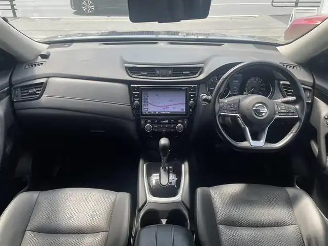 日産 エクストレイル 20Xi 埼玉県 2018(平30)年 8万km ダークメタルグレー ・ディーラー点検記録R1:3:4:5:6年有り/・プロパイロット/・純正ナビフルセグTV/・DVD　BT　SD/・TVキャンセラー/・アラウンドビューモニター/・ETC２．０/・ドライブレコーダー/・デジタルインナーミラー/・シートヒーター/・カプロンシート/・ステアリングスイッチ/・プリクラッシュ/・パワーバックドアゲート/・ルーフレール/・コーナーセンサー/・純正18インチアルミ/・オートライト/・LEDヘットライト/・スマートキー×２/・プッシュスタート/・保証書/・取説