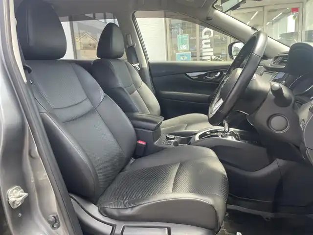 日産 エクストレイル 20Xi 福岡県 2018(平30)年 8万km ダークメタルグレー ・ディーラー点検記録R1:3:4:5:6年有り/・プロパイロット/・純正ナビフルセグTV/・DVD　BT　SD/・TVキャンセラー/・アラウンドビューモニター/・ETC２．０/・ドライブレコーダー/・デジタルインナーミラー/・シートヒーター/・カプロンシート/・ステアリングスイッチ/・プリクラッシュ/・パワーバックドアゲート/・ルーフレール/・コーナーセンサー/・純正18インチアルミ/・オートライト/・LEDヘットライト/・スマートキー×２/・プッシュスタート/・保証書/・取説