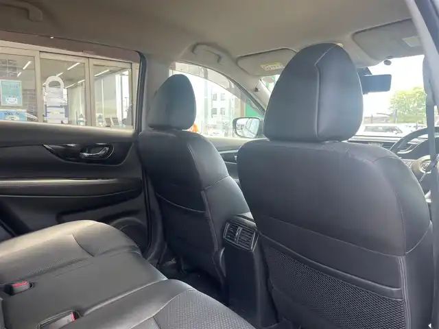 日産 エクストレイル 20Xi 福岡県 2018(平30)年 8万km ダークメタルグレー ・ディーラー点検記録R1:3:4:5:6年有り/・プロパイロット/・純正ナビフルセグTV/・DVD　BT　SD/・TVキャンセラー/・アラウンドビューモニター/・ETC２．０/・ドライブレコーダー/・デジタルインナーミラー/・シートヒーター/・カプロンシート/・ステアリングスイッチ/・プリクラッシュ/・パワーバックドアゲート/・ルーフレール/・コーナーセンサー/・純正18インチアルミ/・オートライト/・LEDヘットライト/・スマートキー×２/・プッシュスタート/・保証書/・取説