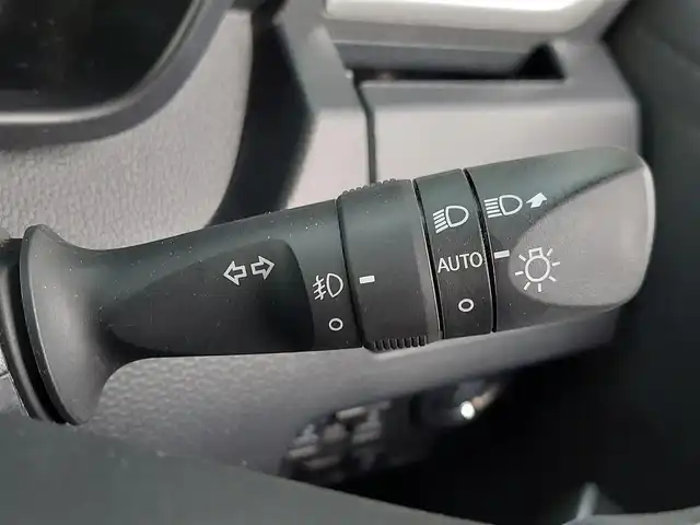 トヨタ ルーミー カスタムG 東京都 2021(令3)年 3.2万km レーザーブルークリスタルシャイン 純正9インチナビ/パノラミックビューモニター/ビルトインETC/ドライブレコーダー/スマートアシスト3/コーナーセンサー/レーダークルーズコントロール/両側パワースライドドア/LEDヘッドライト/オートライト/純正14インチAW/スマートキー