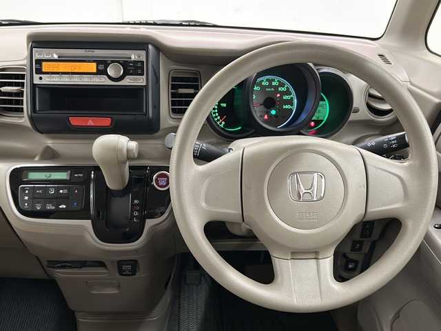 ホンダ Ｎ ＢＯＸ G 道央・札幌 2013(平25)年 4.7万km アラバスターシルバーメタリック /4WD//純正オーディオ//ETC//オートエアコン//スマートキー//スペアキー1本//プッシュスタート//横滑り防止装置//電動格納ミラー