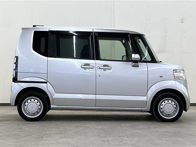 ホンダ Ｎ ＢＯＸ G 道央・札幌 2013(平25)年 4.7万km アラバスターシルバーメタリック /4WD//純正オーディオ//ETC//オートエアコン//スマートキー//スペアキー1本//プッシュスタート//横滑り防止装置//電動格納ミラー