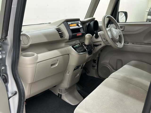 ホンダ Ｎ ＢＯＸ G 道央・札幌 2013(平25)年 4.7万km アラバスターシルバーメタリック /4WD//純正オーディオ//ETC//オートエアコン//スマートキー//スペアキー1本//プッシュスタート//横滑り防止装置//電動格納ミラー