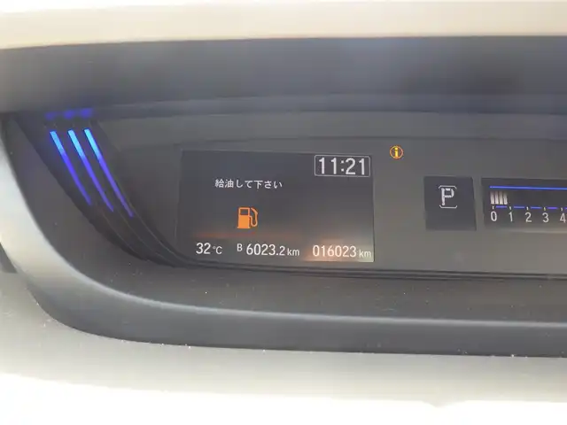 ホンダ フリード G ホンダセンシング 千葉県 2020(令2)年 1.6万km プレミアムクリスタルオレンジM ホンダセンシング/・衝突軽減ブレーキ（CMBS）/・車線維持支援システム（LKAS）/・アダプティブクルーズコントロール（ACC）/・後方誤発進抑制機能/・誤発進抑制機能/両側パワースライドドア/純正メモリーナビ/地デジTV/【DVD/CD再生機能　Bluetooth接続】/バックカメラ/ハーフレザーシート/前席シートヒーター/革巻きステアリング/ステアリングスイッチ/ETC/LEDヘッドライト/フォグライト/ウインカーミラー/リアコーナーセンサー/純正15インチアルミホイル/サイド/カーテンエアバッグ/Honda スマートキー