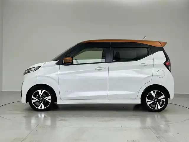 日産 デイズ HWS G ターボ プロパイロットED 茨城県 2019(令1)年 1.6万km プレミアムサンシャインオレンジメタリック/シルキーホワイト 純正９型ナビ　フルセグＴＶ　全周囲カメラ　ＥＴＣ　プロパイロット　純正ドライブレコーダー　アダプティブクルーズコントロール　ＬＥＤライト　オートハイビーム　純正１５インチアルミホイール　スマートキー