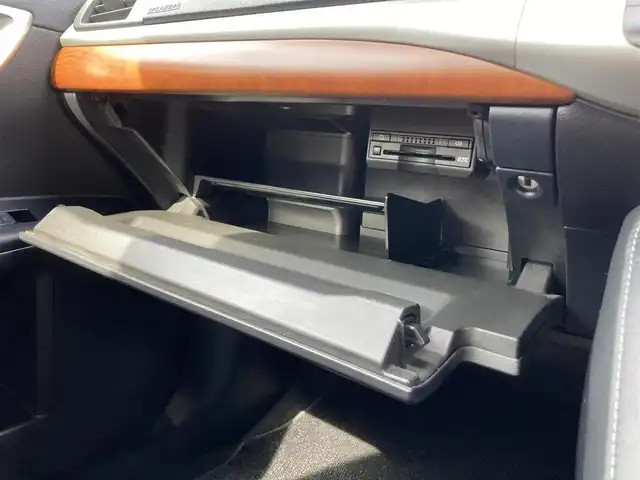 レクサス ＣＴ 200h バージョンC 静岡県 2012(平24)年 6.6万km ダークブラウンマイカメタリック 純正HDDナビ/　AM FM CD DVD Bluetooth USB AUX/ビルトインETC/クルーズコントロール/シートヒーター(前席)/革巻きステアリング/ステアリングスイッチ/純正16インチアルミホイール/スマートキー＆プッシュスタート/ドライブモードセレクト/　ECO/NORMAL/SPORT/EV/パーキングアシスト/パドルシフト/フルセグTV/バックモニター/前方ドライブレコーダー