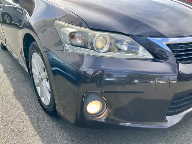 レクサス ＣＴ 200h バージョンC 静岡県 2012(平24)年 6.6万km ダークブラウンマイカメタリック 純正HDDナビ/　AM FM CD DVD Bluetooth USB AUX/ビルトインETC/クルーズコントロール/シートヒーター(前席)/革巻きステアリング/ステアリングスイッチ/純正16インチアルミホイール/スマートキー＆プッシュスタート/ドライブモードセレクト/　ECO/NORMAL/SPORT/EV/パーキングアシスト/パドルシフト/フルセグTV/バックモニター/前方ドライブレコーダー