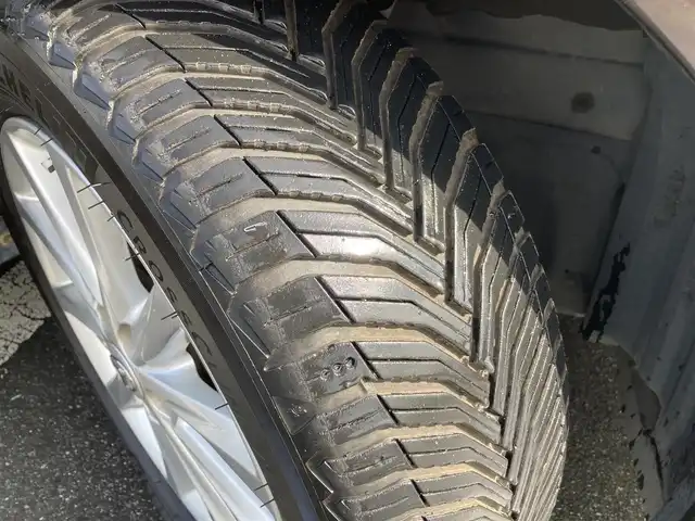 レクサス ＣＴ 200h バージョンC 静岡県 2012(平24)年 6.6万km ダークブラウンマイカメタリック 純正HDDナビ/　AM FM CD DVD Bluetooth USB AUX/ビルトインETC/クルーズコントロール/シートヒーター(前席)/革巻きステアリング/ステアリングスイッチ/純正16インチアルミホイール/スマートキー＆プッシュスタート/ドライブモードセレクト/　ECO/NORMAL/SPORT/EV/パーキングアシスト/パドルシフト/フルセグTV/バックモニター/前方ドライブレコーダー