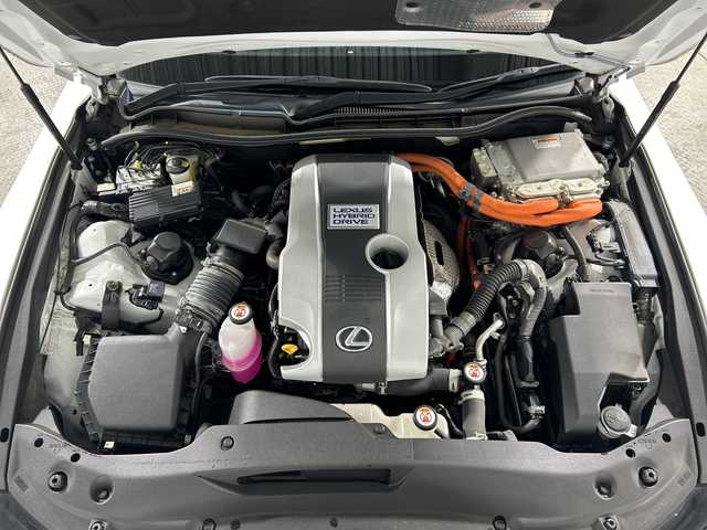 レクサス ＩＳ 300h Fスポーツ 神奈川県 2021(令3)年 1.3万km ホワイトノーヴァガラスフレーク 純正12.3型メモリーナビゲーション/フルセグ　CD DVD　SD　USB　Bluetooth　AUX　Miracast/パノラミックビューモニター/革スポーツシートセット/セーフティシステムプラス/ブラインドスポットモニター/パーキングサポートブレーキ/プリクラッシュセーフティ/レーントレーシングアシスト/オートマチックハイビーム/レーダークルーズコントロール/ロードサインアシスト/先行車発進告知機能/前後ソナー/ドライブセレクトモード/革スポーツシート/前席パワーシート/シートヒーター/ベンチレーション/運転席ポジションメモリー/メモリー付電動チルト/テレスコピックステアリング/ドアミラーメモリー機能/革巻きステアリング/パドルシフト/ステアリングヒーター/アルミペダル/ナノイーX/社外前後ドライブレコーダー/社外GPSレーダー/電動パーキングブレーキ/プッシュスタート/スマートキー/3連フルLEDヘッドランプ/オートライト/純正19インチアルミホイール/純正サイド/リアスポイラー/スペアキー