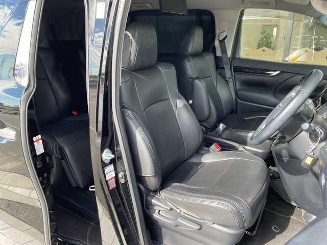 トヨタ アルファード S 愛知県 2019(平31)年 5.5万km ブラック ALPINE11型ナビ/フリップダウンモニター/両側パワースライドドア/レーダークルーズコントロール/バックカメラ/コーナーセンサー/純正アルミホイール/LEDヘッドライト/リアオートエアコン/オートマチックハイビーム/衝突軽減システム/フルセグ/CD DVD/Bluetooth/ステアリングスイッチ/スマートキー/プッシュスタート