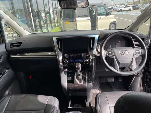 トヨタ アルファード S 愛知県 2019(平31)年 5.5万km ブラック ALPINE11型ナビ/フリップダウンモニター/両側パワースライドドア/レーダークルーズコントロール/バックカメラ/コーナーセンサー/純正アルミホイール/LEDヘッドライト/リアオートエアコン/オートマチックハイビーム/衝突軽減システム/フルセグ/CD DVD/Bluetooth/ステアリングスイッチ/スマートキー/プッシュスタート