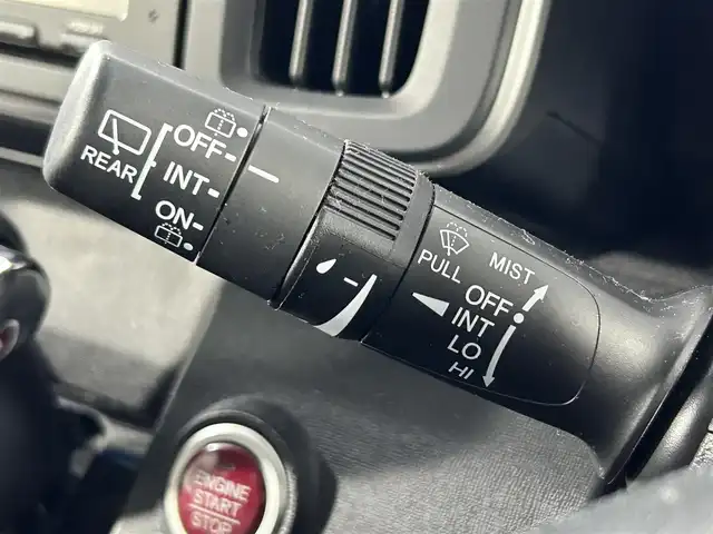 ホンダ Ｎ ＯＮＥ G SSパッケージ 佐賀県 2015(平27)年 3.1万km プレミアムホワイトパール シティブレーキアクティブシステム/純正ディーラーオプション7インチナビ/バックカメラ/CD/SD/FM.AM/ステアリングスイッチ/オートライト/キセノンライト/横滑り防止装置/電動格納ミラー/プッシュスタート/アイドリングストップ/スマートキー×2/保証書/取扱説明書