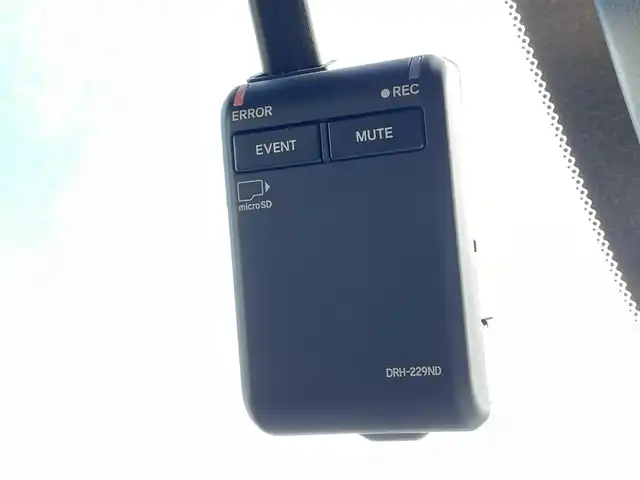 ホンダ ステップワゴン スパーダ eHEV プレミアムライン 愛知県 2023(令5)年 2.5万km ミッドナイトブルービームM 純正ナビ/（CD/DVD/FM/AM/BT/USB）/フルセグTV/アラウンドビューモニター/ETC/純正17インチAW/両側パワースライドドア/パワーバックドア/ホンダセンシング/レーダークルーズコントロール/ブラインドスポットモニター/ハーフレザーシート/前席シートヒーター/オートライト/LEDヘッドライト/ステアリングスイッチ/純正フロアマット