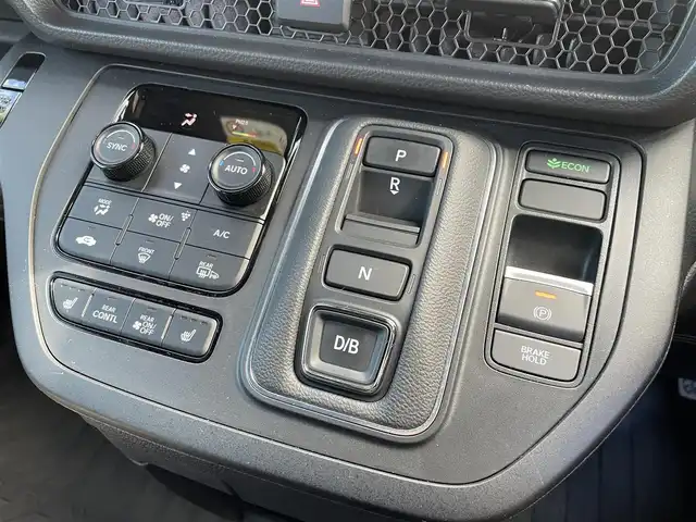 ホンダ ステップワゴン スパーダ eHEV プレミアムライン 愛知県 2023(令5)年 2.5万km ミッドナイトブルービームM 純正ナビ/（CD/DVD/FM/AM/BT/USB）/フルセグTV/アラウンドビューモニター/ETC/純正17インチAW/両側パワースライドドア/パワーバックドア/ホンダセンシング/レーダークルーズコントロール/ブラインドスポットモニター/ハーフレザーシート/前席シートヒーター/オートライト/LEDヘッドライト/ステアリングスイッチ/純正フロアマット