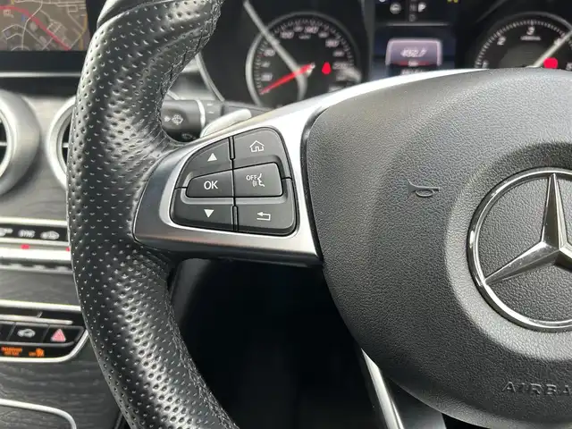 メルセデス・ベンツ Ｃ２２０ｄ アバンギャルド　AMGライン 福岡県 2016(平28)年 3.4万km イリジウムシルバー レザーエクスクルーシブパッケージ/レーダーセーフティパッケージ/アダプティブクルーズコントロール/ヘッドアップディスプレイ/黒革シート/前席シートヒーター/純正ナビ　/フルセグTV/バックカメラ　/Bluetooth/パワーバックドア/LEDライト/純正１８インチアルミホイール　/ETC