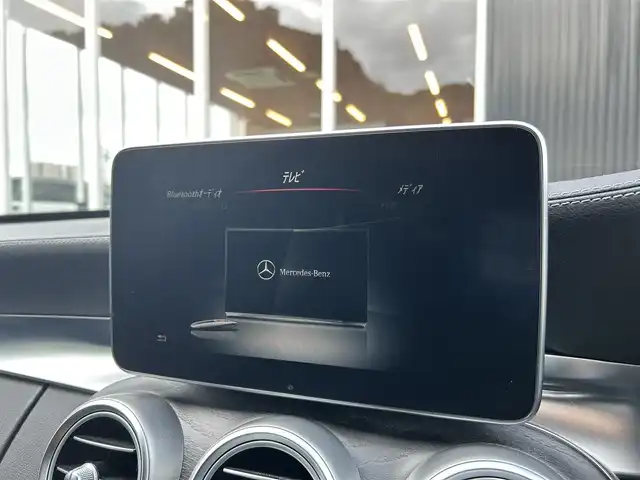 メルセデス・ベンツ Ｃ２２０ｄ アバンギャルド　AMGライン 福岡県 2016(平28)年 3.4万km イリジウムシルバー レザーエクスクルーシブパッケージ/レーダーセーフティパッケージ/アダプティブクルーズコントロール/ヘッドアップディスプレイ/黒革シート/前席シートヒーター/純正ナビ　/フルセグTV/バックカメラ　/Bluetooth/パワーバックドア/LEDライト/純正１８インチアルミホイール　/ETC