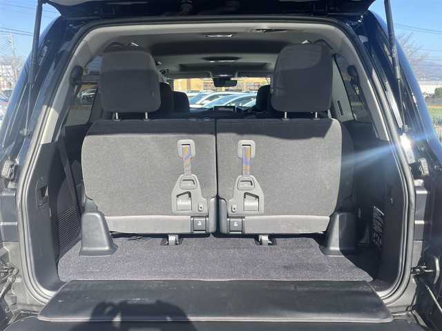 トヨタ ランドクルーザー AX 静岡県 2017(平29)年 4.9万km ブラック ワンオーナー/サンルーフ/純正SDナビ、地デジ、Bluetooth、CD、DVD/アラウンドビューモニター/モデリスタエアロ/プリクラッシュセーフティ/レーンキープアシスト/ウインカーミラー/ブラインドスポットモニター/ウッドコンビステア/レーダークルーズコントロール/LEDヘッドライト/ビルトインETC/オートマチックハイビーム/クリアランスソナー（リア）/ルーフレール/ドアバイザー/W・サイド・カーテンエアバッグ/スマートキー×２/保証書、取説