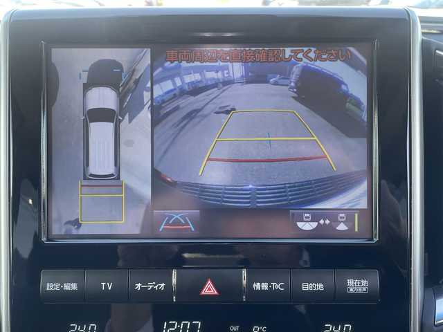 トヨタ ランドクルーザー AX 静岡県 2017(平29)年 4.9万km ブラック ワンオーナー/サンルーフ/純正SDナビ、地デジ、Bluetooth、CD、DVD/アラウンドビューモニター/モデリスタエアロ/プリクラッシュセーフティ/レーンキープアシスト/ウインカーミラー/ブラインドスポットモニター/ウッドコンビステア/レーダークルーズコントロール/LEDヘッドライト/ビルトインETC/オートマチックハイビーム/クリアランスソナー（リア）/ルーフレール/ドアバイザー/W・サイド・カーテンエアバッグ/スマートキー×２/保証書、取説