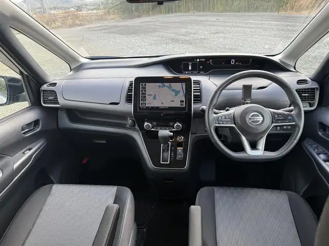 日産 セレナ ハイウェイスター V 兵庫県 2021(令3)年 2.3万km シルバー ワンオーナー/純正ナビ/フルセグTV/バックモニター/両側パワースライドドア/LEDヘッドライト/プロパイロット/オートハイビーム/電子パーキング/オートホールド/純正16インチアルミホイール/プッシュスタート＆スマートキー