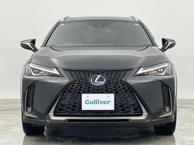 レクサス ＵＸ 250h Fスポーツ 群馬県 2019(令1)年 1.7万km グラファイトブラックガラスフレーク ムーンルーフ　純正１２．３インチナビ　バックカメラ　レーダークルーズコントロール　パワーバックドア　ＬＥＤライト　ＡＨＢ　シートヒーター　純正１８インチＡＷ　ステアリングリモコン　ＥＴＣ２．０