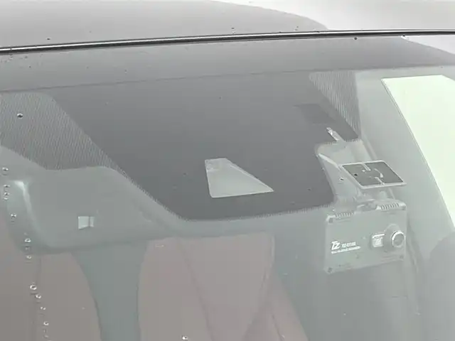 レクサス ＵＸ 250h Fスポーツ 群馬県 2019(令1)年 1.7万km グラファイトブラックガラスフレーク ムーンルーフ　純正１２．３インチナビ　バックカメラ　レーダークルーズコントロール　パワーバックドア　ＬＥＤライト　ＡＨＢ　シートヒーター　純正１８インチＡＷ　ステアリングリモコン　ＥＴＣ２．０