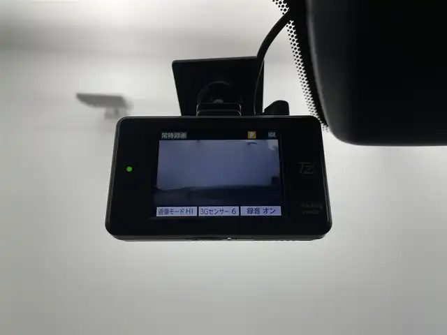 レクサス ＵＸ 250h Fスポーツ 群馬県 2019(令1)年 1.7万km グラファイトブラックガラスフレーク ムーンルーフ/TRDリヤディフューザー/TRDスポーツマフラー/TRDルーフスポイラー/＝＝＝＝＝/純正10.3インチナビ/・AM/FM/CD/DVD/フルセグTV/・USB/AUX/Bluetooth/Miracast/バックカメラ/前席シートヒーター/ステアリングヒーター/ステアリングスイッチ/パワーバックドア/Lexus Safety System ＋/・プリクラッシュセーフティシステム/・レーントレーシングアシスト/・オートマチックハイビーム/・レーダークルーズコントロール(全車速追従機能付)/・ロードサインアシスト/・先行車発進告知機能/プッシュスタート/スマートキー