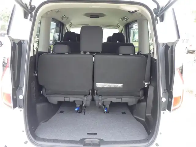 日産 セレナ ハイウェイスター V 千葉県 2020(令2)年 6.2万km ブリリアントホワイトパール エマージェンシーブレーキ/インテリジェントクルーズコントロール/両側パワースライドドア/9インチ純正SDナビ/地デジTV/【BD/DVD/CD再生機能　Bluetooth接続】/アラウンドビューモニター/革巻きステアリング/ステアリングスイッチ/ETC/LEDヘッドライト/コーナーセンサー/純正16インチアルミホイル/サイド/カーテンエアバッグ/インテリジェントキー
