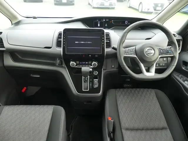 日産 セレナ ハイウェイスター V 千葉県 2020(令2)年 6.2万km ブリリアントホワイトパール エマージェンシーブレーキ/インテリジェントクルーズコントロール/両側パワースライドドア/9インチ純正SDナビ/地デジTV/【BD/DVD/CD再生機能　Bluetooth接続】/アラウンドビューモニター/革巻きステアリング/ステアリングスイッチ/ETC/LEDヘッドライト/コーナーセンサー/純正16インチアルミホイル/サイド/カーテンエアバッグ/インテリジェントキー