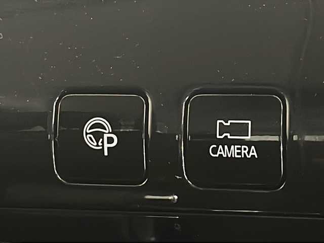 日産 セレナ ハイウェイスター Vセレクション 福井県 2017(平29)年 5.5万km ダイヤモンドブラック 純正7インチSDナビ/フルセグTV/BT/CD/DVD/USB/SD/AUX/アラウンドビューモニター/フリップダウンモニター/セーフティパックB/・プロパイロット/・インテリジェントパーキングアシスト/・エマージェンシーブレーキ/・車線逸脱防止支援システム/・フロント&バックソナー/・標識検知機能/・ふらつき警報/・インテリジェントルームミラー/ドライブレコーダー/ETC/両側パワースライドドア/オートライト/LEDヘッドライト/純正16インチアルミホイール/純正フロアマット/プッシュスタート/スマートキー