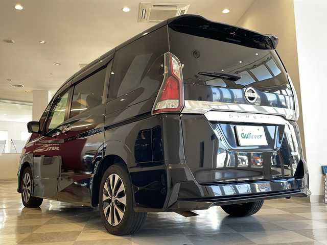 日産 セレナ ハイウェイスター Vセレクション 福井県 2017(平29)年 5.5万km ダイヤモンドブラック 純正7インチSDナビ/フルセグTV/BT/CD/DVD/USB/SD/AUX/アラウンドビューモニター/フリップダウンモニター/セーフティパックB/・プロパイロット/・インテリジェントパーキングアシスト/・エマージェンシーブレーキ/・車線逸脱防止支援システム/・フロント&バックソナー/・標識検知機能/・ふらつき警報/・インテリジェントルームミラー/ドライブレコーダー/ETC/両側パワースライドドア/オートライト/LEDヘッドライト/純正16インチアルミホイール/純正フロアマット/プッシュスタート/スマートキー