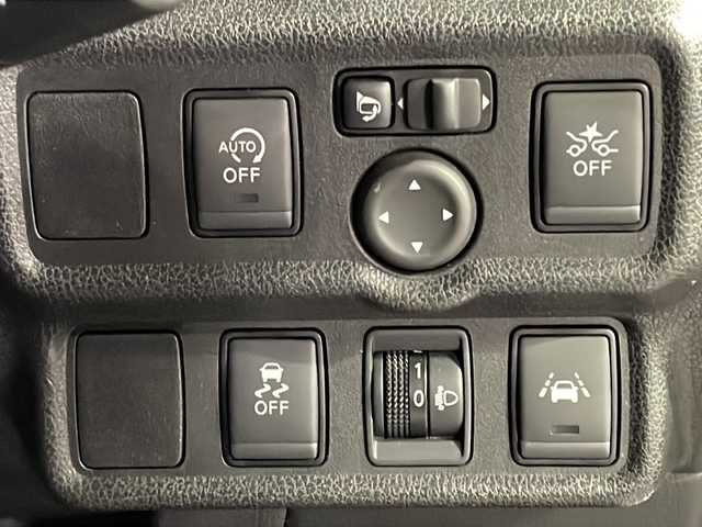 日産 ノート X Vセレクション 山口県 2020(令2)年 1万km ブリリアントホワイトパール ワンオーナー/純正７型ナビ（フルセグTV、AM/FM、Bluetooth）/全方位カメラ/HIDオートライト/社外14インチアルミホイール/アイドリングストップ/横滑り防止装置/レーンキープアシスト/衝突被害軽減ブレーキ/前後コーナーセンサー