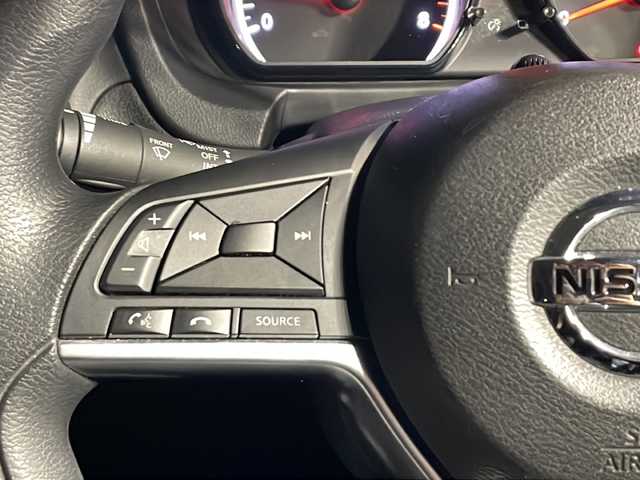 日産 ノート X Vセレクション 山口県 2020(令2)年 1万km ブリリアントホワイトパール ワンオーナー/純正７型ナビ（フルセグTV、AM/FM、Bluetooth）/全方位カメラ/HIDオートライト/社外14インチアルミホイール/アイドリングストップ/横滑り防止装置/レーンキープアシスト/衝突被害軽減ブレーキ/前後コーナーセンサー