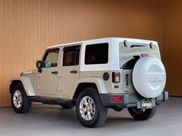 クライスラー・ジープ ジープ ラングラー JK 愛知県 2017(平29)年 4.9万km ゴビ 80台限定車/ワンオーナー/社外メモリナビ/フルセグTV/バックカメラ/サイドカメラ/黒革シート/シートヒーター/ALPINEスピーカー/クルーズコントロール/MTモード付AT/オートヘッドライト/純正18インチアルミ