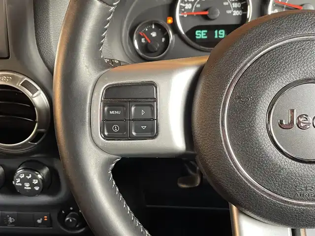 クライスラー・ジープ ジープ ラングラー JK 愛知県 2017(平29)年 4.9万km ゴビ 80台限定車/ワンオーナー/社外メモリナビ/フルセグTV/バックカメラ/サイドカメラ/黒革シート/シートヒーター/ALPINEスピーカー/クルーズコントロール/MTモード付AT/オートヘッドライト/純正18インチアルミ