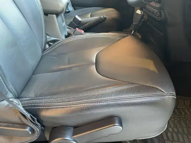 クライスラー・ジープ ジープ ラングラー JK 愛知県 2017(平29)年 4.9万km ゴビ 80台限定車/ワンオーナー/社外メモリナビ/フルセグTV/バックカメラ/サイドカメラ/黒革シート/シートヒーター/ALPINEスピーカー/クルーズコントロール/MTモード付AT/オートヘッドライト/純正18インチアルミ