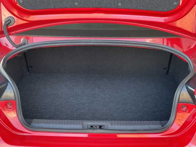 トヨタ ８６ GT 岐阜県 2017(平29)年 4.1万km ピュアレッド /TRDタワーバー//TRDトランクスポイラー//純正SDナビ(NSZT-W66T)/(フルセグTV/BT/SD/DISC)//前後ドライブレコーダー(ZDR 045)//クルーズコントロール//バックカメラ//ＥＴＣ//ＬＥＤヘッドライト//フォグランプ//ステアリングスイッチ//スマートキー//スペアキーx1