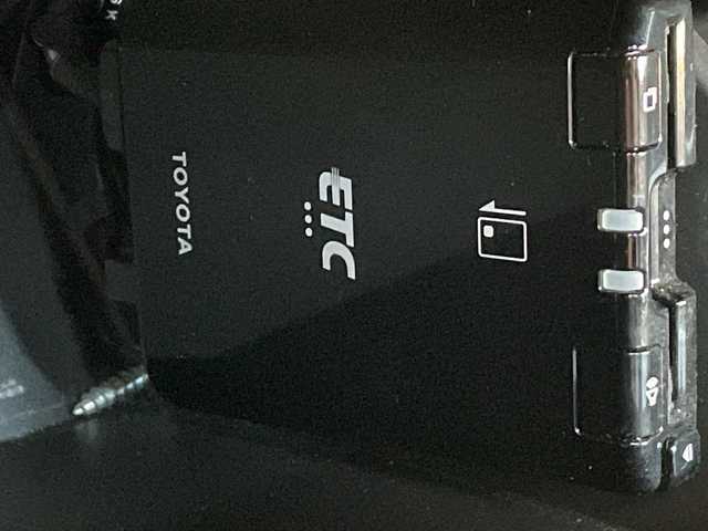 トヨタ ８６ GT 岐阜県 2017(平29)年 4.1万km ピュアレッド /TRDタワーバー//TRDトランクスポイラー//純正SDナビ(NSZT-W66T)/(フルセグTV/BT/SD/DISC)//前後ドライブレコーダー(ZDR 045)//クルーズコントロール//バックカメラ//ＥＴＣ//ＬＥＤヘッドライト//フォグランプ//ステアリングスイッチ//スマートキー//スペアキーx1