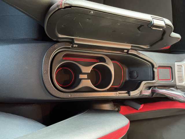 トヨタ ８６ GT 岐阜県 2017(平29)年 4.1万km ピュアレッド /TRDタワーバー//TRDトランクスポイラー//純正SDナビ(NSZT-W66T)/(フルセグTV/BT/SD/DISC)//前後ドライブレコーダー(ZDR 045)//クルーズコントロール//バックカメラ//ＥＴＣ//ＬＥＤヘッドライト//フォグランプ//ステアリングスイッチ//スマートキー//スペアキーx1