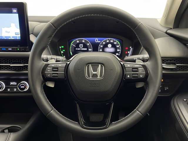 ホンダ ＺＲ－Ｖ ハイブリッド e:HEV X 宮崎県 2024(令6)年 0.4万km クリスタルブラックパール 禁煙車/ホンダセンシング/純正9型ナビTV/（LXM-247VFNi/CD/DVD/Bluetooth/フルセグTV)/純正バックカメラ/純正ドライブレコーダー/純正ビルトインETC/純正LEDオートライト/純正18インチアルミ/純正フロアマット/アダプティブクルーズコントロール/レーンディパーチャーアラート/ブラインドスポットモニター/クリアランスソナー/ダウンヒルアシストコントロール/電子パーキング/オートホールド/パワーバックドア/パドルシフト/デュアルオートエアコン/ハーフレザーシート/本革巻ハンドル/スマートキー/プッシュエンジンスタート/新車時保証書/取扱い説明書