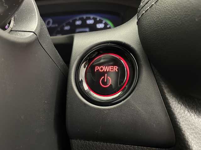 ホンダ ＺＲ－Ｖ ハイブリッド e:HEV X 宮崎県 2024(令6)年 0.4万km クリスタルブラックパール 禁煙車/ホンダセンシング/純正9型ナビTV/（LXM-247VFNi/CD/DVD/Bluetooth/フルセグTV)/純正バックカメラ/純正ドライブレコーダー/純正ビルトインETC/純正LEDオートライト/純正18インチアルミ/純正フロアマット/アダプティブクルーズコントロール/レーンディパーチャーアラート/ブラインドスポットモニター/クリアランスソナー/ダウンヒルアシストコントロール/電子パーキング/オートホールド/パワーバックドア/パドルシフト/デュアルオートエアコン/ハーフレザーシート/本革巻ハンドル/スマートキー/プッシュエンジンスタート/新車時保証書/取扱い説明書