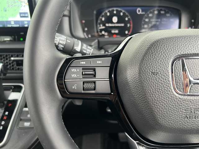 ホンダ ステップワゴン スパーダ 栃木県 2025(令7)年 0.7万km プラチナホワイトパール 禁煙車/ワンオーナー/純正ナビ/Bluetooth/フルセグTV/バックカメラ/後席モニター/ブラインドスポットインフォメーション/全列USBチャージャー/シートヒーター/オットマン/ハーフレザーシート/両側パワースライドドア/電動リアゲート/ETC2.0/パドルシフト/トリプルゾーンコントロール/HONDAセンシング/・コーナーセンサー/・クルーズコントロール/・衝突軽減システム/・アダプティブドライビングビーム/・レーンキープアシスト/・トラフィックジャムアシスト/・オートハイビーム/・カーテンエアバック/・横滑り防止機能