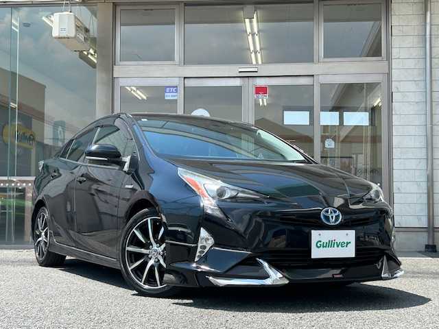 トヨタ プリウス S 徳島県 2016(平28)年 12.4万km アティチュードブラックマイカ 社外メモリナビ AVN-Z05iw/フルセグTV/Bluetooth/CD/USB/外部入力/バックカメラ/DRIVEモード/ECO/NORMAL/PWR/EVモード/社外エアロ/車両接近通報一時停止スイッチ/ステアリングスイッチ/横滑り防止装置/HIDヘッドライト/社外17インチアルミホイール/ETC/ドアバイザー/純正フロアマット/スペアキー