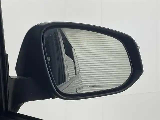 トヨタ ヴォクシー ZS 煌Ⅱ 茨城県 2020(令2)年 4.2万km ブラック 社外11型ナビ/バックカメラ/フルセグ/社外後席モニター/衝突被害軽減ブレーキ/車線逸脱抑制装置/クルーズコントロール/オートマチックハイビーム/クリアランスソナー/両側電動スライドドア/ETC/純正16インチAW/LEDヘッドライト/スマートキー