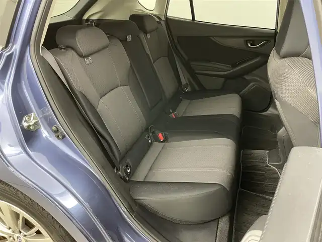 スバル インプレッサ スポーツ 1．6i－Lアイサイト 岡山県 2017(平29)年 3.7万km クォーツブルーP 純正8インチナビ(CN-LR820D)/【フルセグ/AM/FM/USB/AUX/CD/DVD】/衝突軽減ブレーキ/ブラインドスポットモニター/踏み間違い防止装置/バックカメラ/ＥＴＣ/純正ドライブレコーダー(前)/純正フロアマット/純正アルミ/ステアリング連動ヘッドランプ/コーナーセンサー/レーンキープアシスト/オートLEDヘッドライト/オートハイビーム/ドアバイザー/レベライザー/スマートキー×２