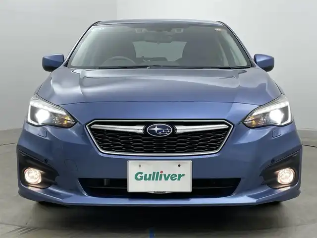 スバル インプレッサ スポーツ 1．6i－Lアイサイト 岡山県 2017(平29)年 3.7万km クォーツブルーP 純正8インチナビ(CN-LR820D)/【フルセグ/AM/FM/USB/AUX/CD/DVD】/衝突軽減ブレーキ/ブラインドスポットモニター/踏み間違い防止装置/バックカメラ/ＥＴＣ/純正ドライブレコーダー(前)/純正フロアマット/純正アルミ/ステアリング連動ヘッドランプ/コーナーセンサー/レーンキープアシスト/オートLEDヘッドライト/オートハイビーム/ドアバイザー/レベライザー/スマートキー×２