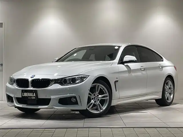 ＢＭＷ ４２０ｉ グランクーペ Mスポーツ 愛知県 2017(平29)年 3.2万km アルピンホワイトⅢ コーラル・レッドレザーシート　/シートヒーター　/コーナーＣ　/コンフォートアクセス　/ｉＤｒｉｖｅＨＤＤナビ　/バックカメラ　/Ｂｌｕｅｔｏｏｔｈ　/インテリジェントセーフティ　/ＡＣＣ　/ＬＤＷ　/ＬＫＡ　/ＢＳＭ/ミラー型ETC/パワーバックドア/プッシュスタート/ウィンカーミラー/アイドリングストップ
