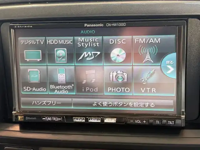 トヨタ ハイラックス サーフ SSR－X LTD 愛知県 2009(平21)年 19.2万km ホワイトパールクリスタルシャイン /禁煙車//ワンオーナー//メモリナビ//フルセグ/HDD Music/CD/AM/FM//SD/BT/iPod/PHOTO/VTR/Music stylist//ルーフレール//AC100V//ISOFIX//ヘッドライトレベライザー//リヤフォグランプ//リアウィンド開閉//オートHIDヘッドライト//LEDフォグランプ//純正ドアバイザー//バックドアイージークローザー//アダプティブドアミラー//保証書//取扱説明書//ナビ取扱説明書//スペアキー