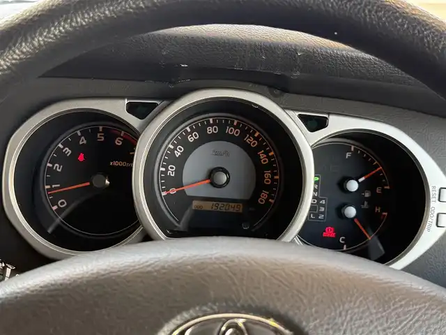 トヨタ ハイラックス サーフ SSR－X LTD 愛知県 2009(平21)年 19.2万km ホワイトパールクリスタルシャイン /禁煙車//ワンオーナー//メモリナビ//フルセグ/HDD Music/CD/AM/FM//SD/BT/iPod/PHOTO/VTR/Music stylist//ルーフレール//AC100V//ISOFIX//ヘッドライトレベライザー//リヤフォグランプ//リアウィンド開閉//オートHIDヘッドライト//LEDフォグランプ//純正ドアバイザー//バックドアイージークローザー//アダプティブドアミラー//保証書//取扱説明書//ナビ取扱説明書//スペアキー